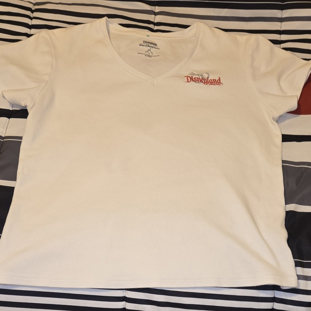 Women's Disneyland Resort Tee Large